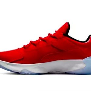 Jordan 11 CMFT Low "University Red/White Men's Shoe